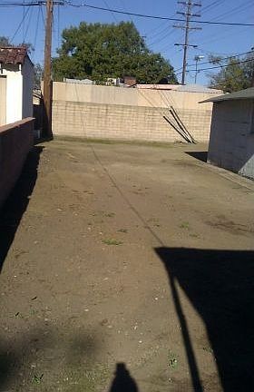 3rd image of 917 Graynold Ave