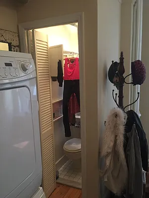 Rented by ARNOLD S GUMOWITZ, LREB | media 35