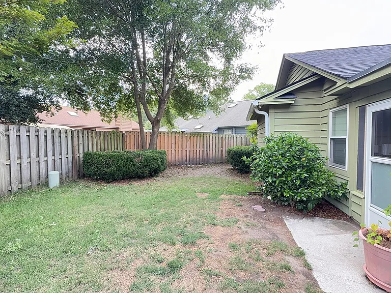 8257 Timberidge Ct — Photo 25