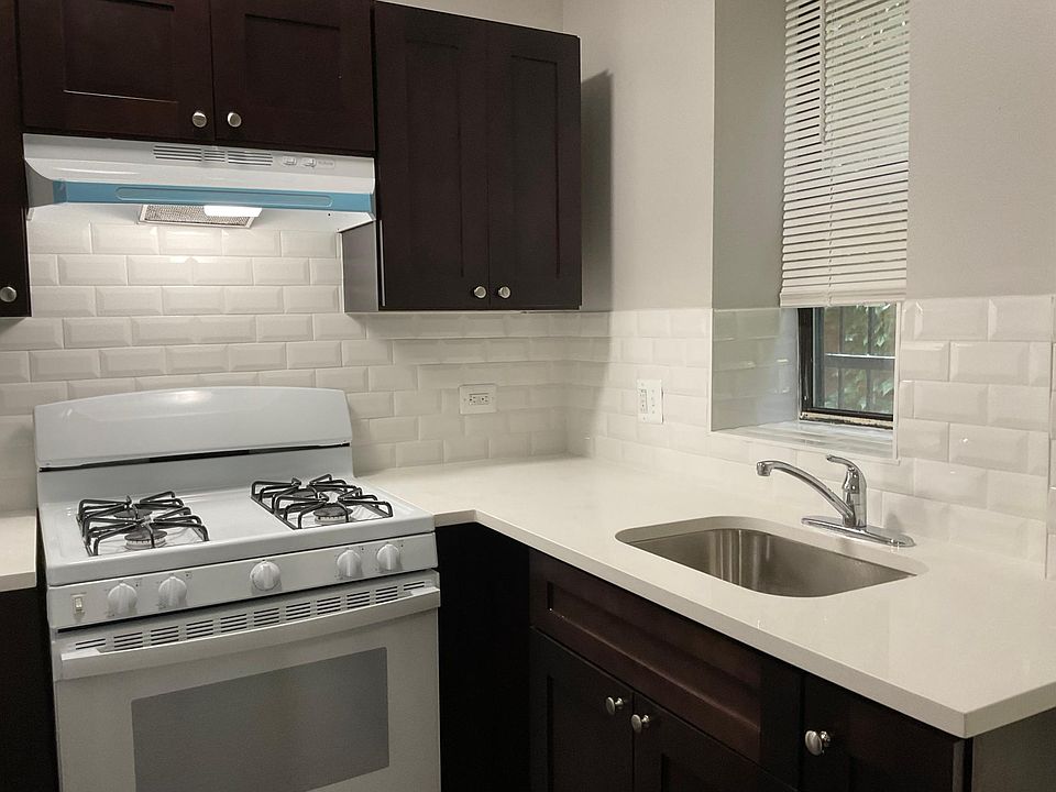 1st image of 5636 S Michigan Ave #6