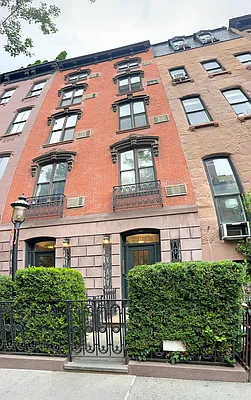 Rented by Laffey Real Estate | media 11