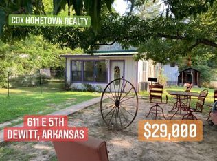 611 E 5th St, Dewitt, AR 72042