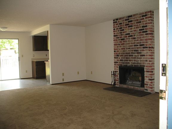 4th image of 6323 58th Avenue Ct W