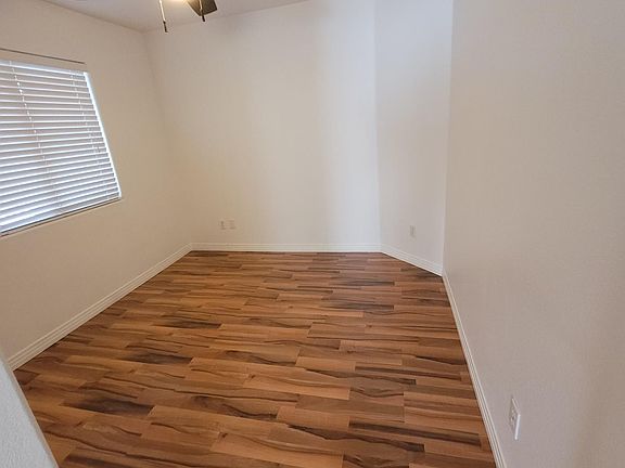 5th image of 4532 Bescano Dr