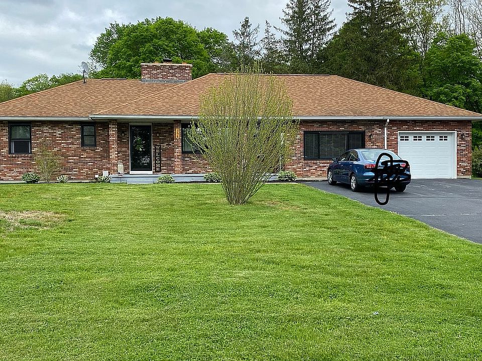 2nd image of 398 Putnam Rd