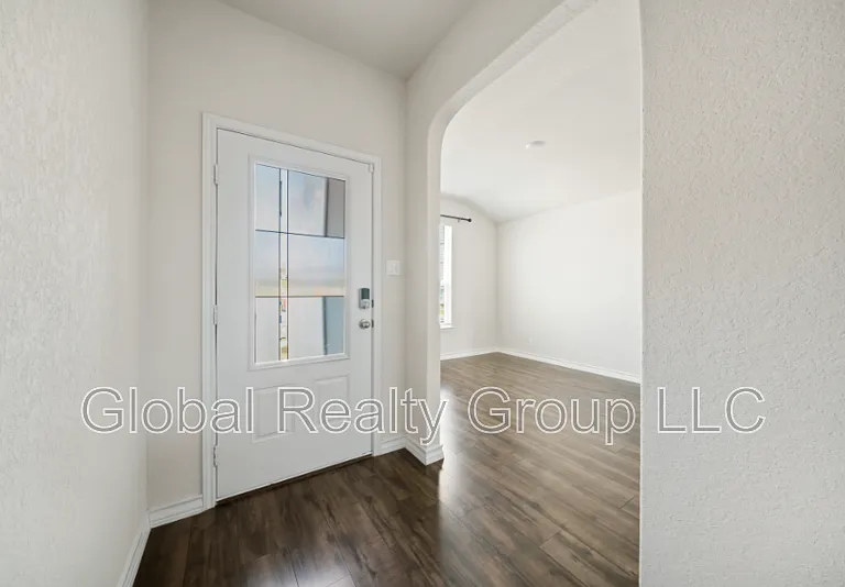 213 Gravel Gray — Photo 6