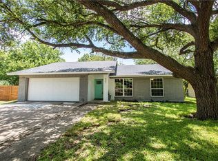 805 Randall St, Taylor, TX 76574