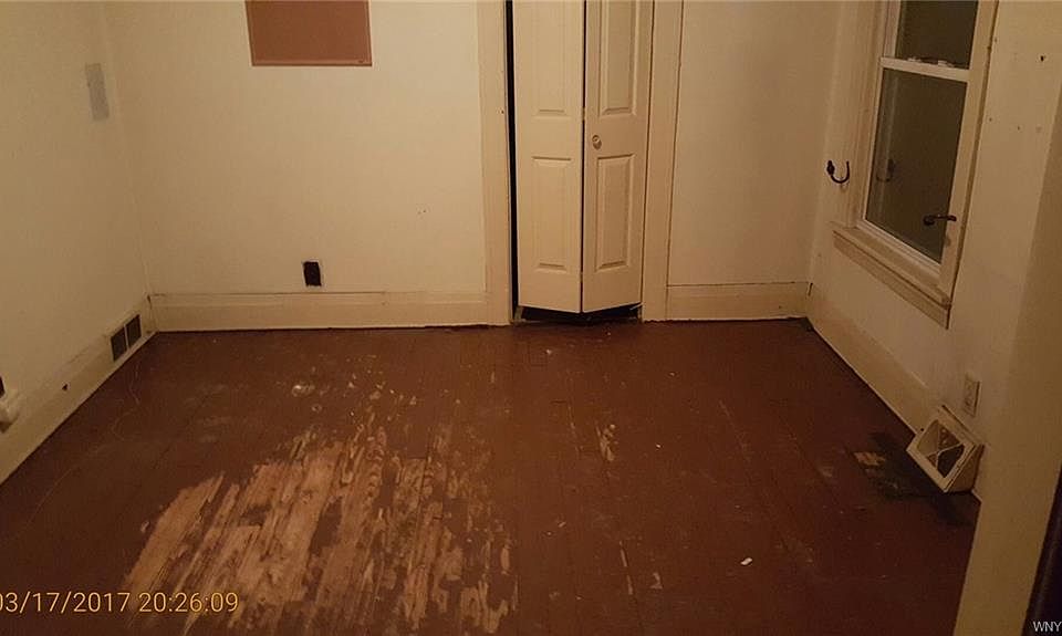 2nd image of 403 Morgan St