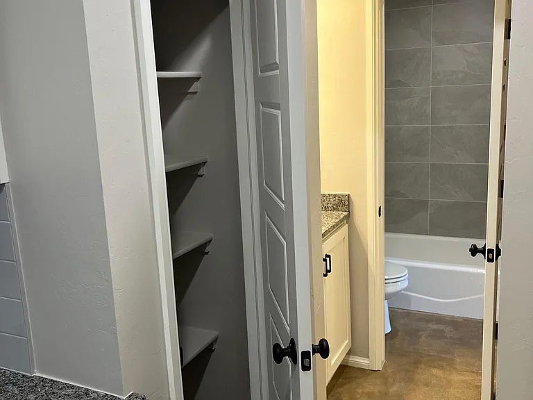 117 N Elm Ave #117 — Photo 7
