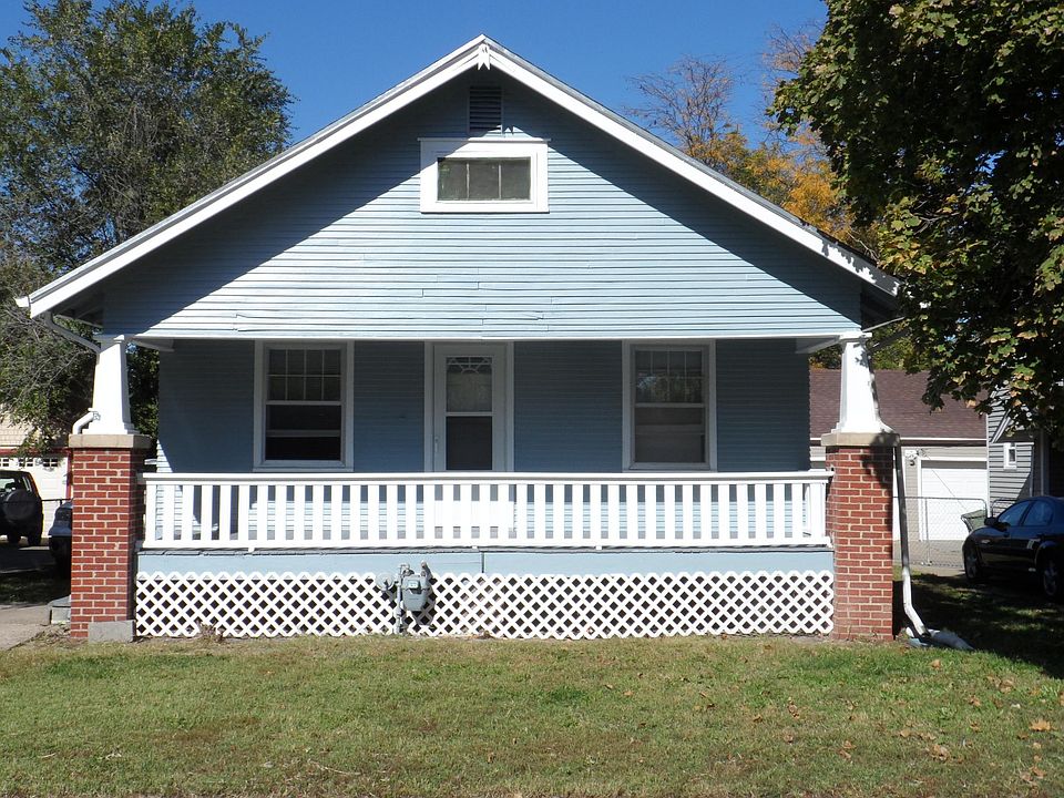 1st image of 606 Washington St