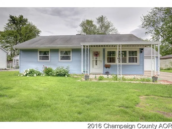 1904 Roberta Ln photo 1