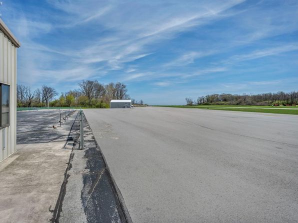 1270 Deist Rd, Middle Bass, OH 43446