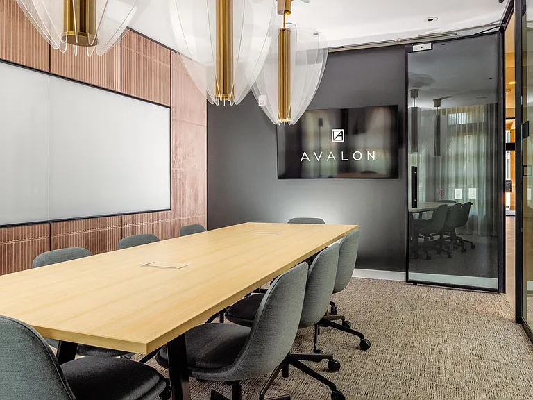 Multi-purpose conference room