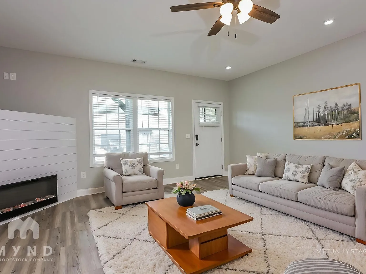 3 bed, 2.0 bath, 1626 sqft, $1,949 — Photo 3