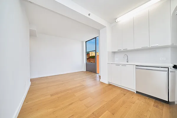 Rented by Living New York | media 15