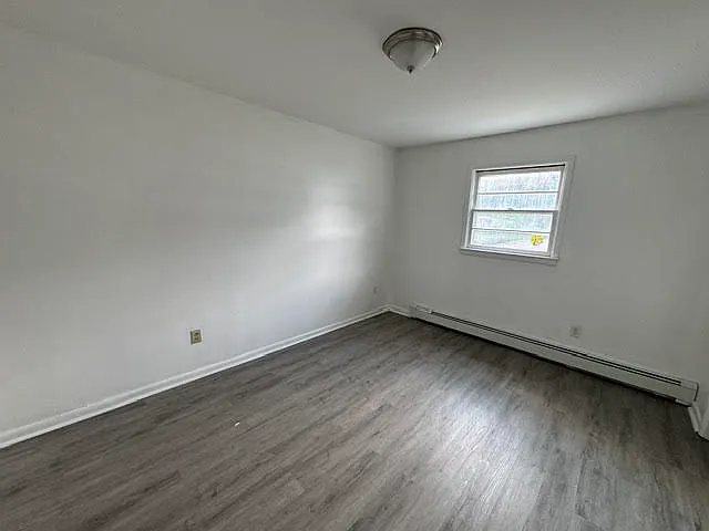 2899 US Route 9W #100 — Photo 15