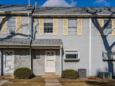 32 Louisburg Sq Square, Lakewood, NJ, 08701