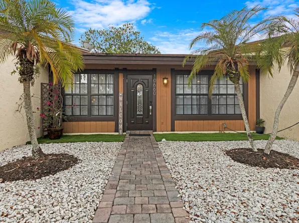 10660 Cherry Avenue, Pembroke Pines, FL 33026