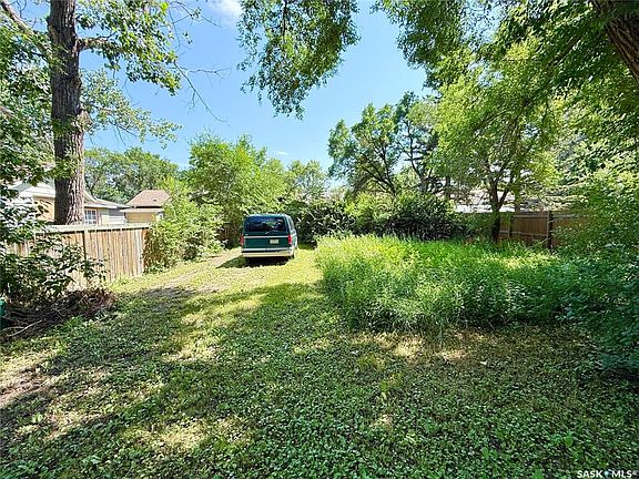 4th image of 1117 Hartney AVENUE