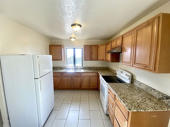 2033 W Shawnee Cir, West Wendover, NV 89883 | MLS #3622370 | Zillow