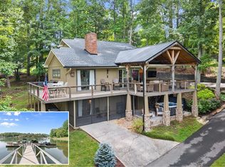 3755 Woods Creek Dr, Young Harris, GA 30582