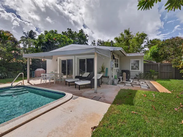 1009 NE 16th Place, Fort Lauderdale, FL 33305