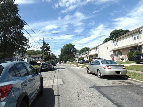 4th image of 129 N Llanwellyn Ave #A