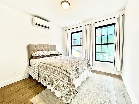 Rented by Coda Real Estate NYC | media 11