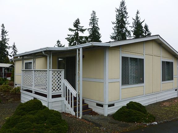 3rd image of 10102 192nd Street Ct E