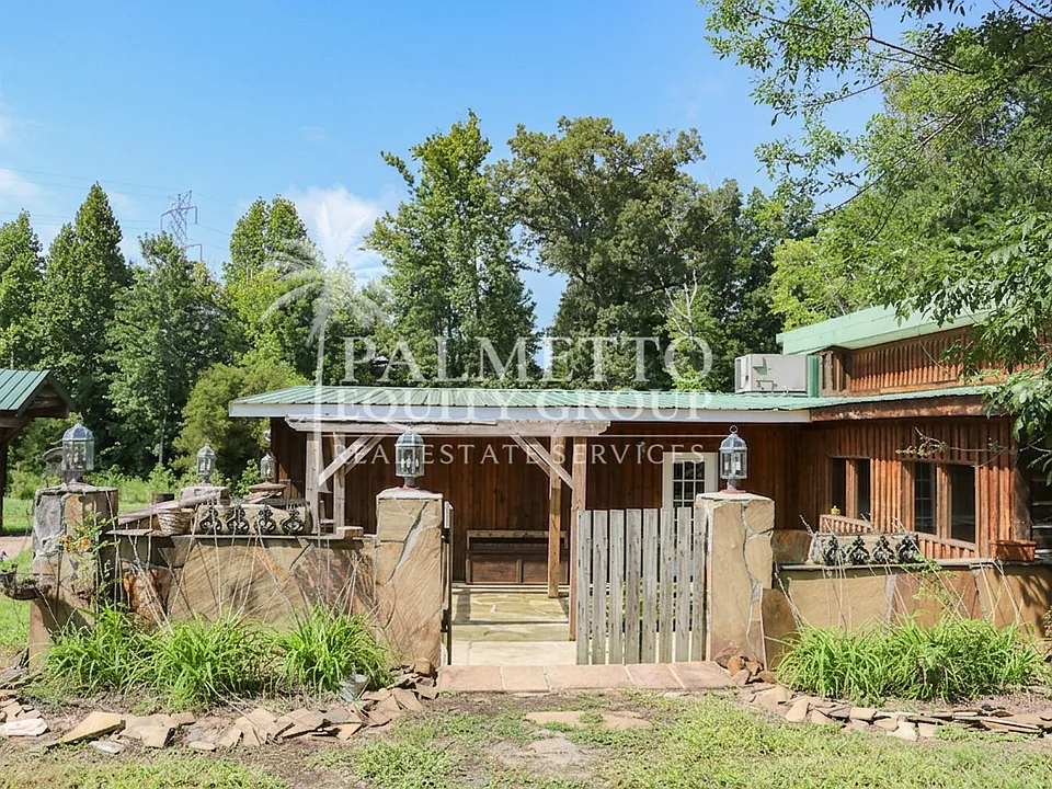 5258 Ferguson Rd