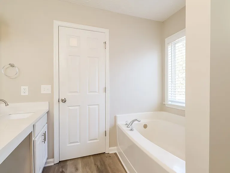 3116 Baywood Ct — Photo 11