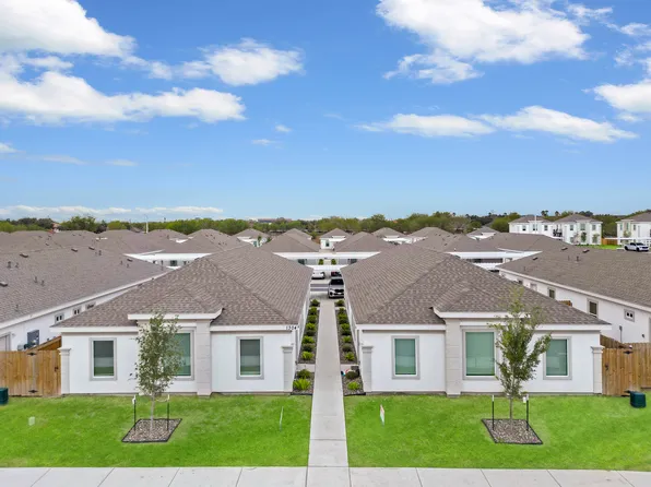 1304 Shavano Dr, Edinburg, TX 78541