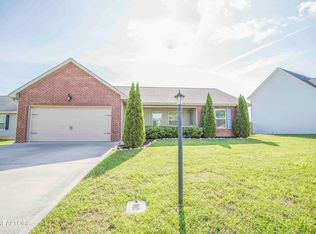 8026 Cambridge Reserve Dr, Knoxville, TN 37924
