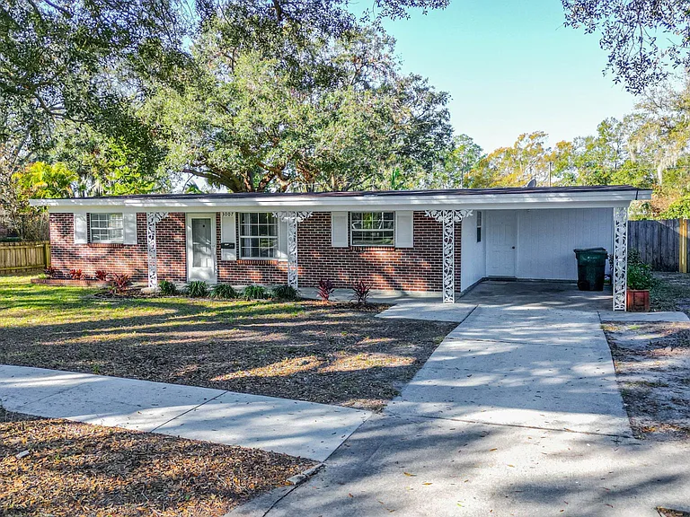 3007 Willow Ave — Photo 4