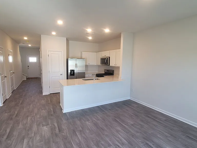 19 Virgo Dr — Photo 2