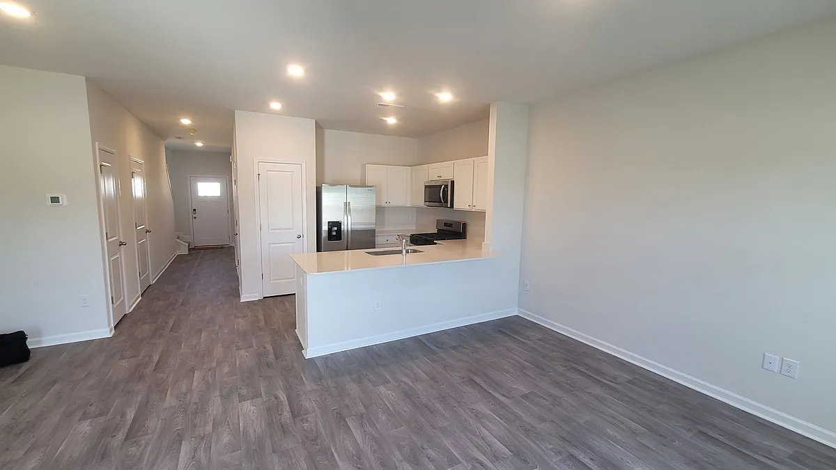 Building Photo - 19 Virgo Dr