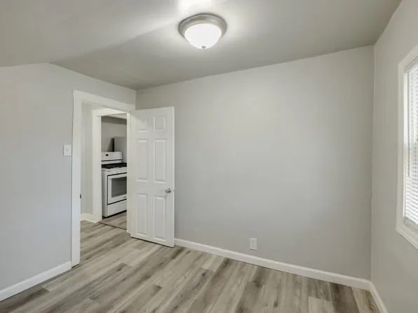 231 W Follett St, 231 W Follett St #2, Fond Du Lac, WI 54935