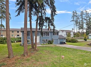 2574 Olympic Dr, Oak Harbor, WA