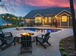 6957 Pin Oaks Dr, Denver, NC 28037