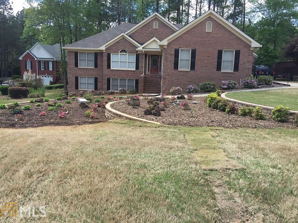 1st image of 628 Clubland Cir SE