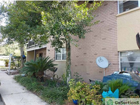 3rd image of 1213 NW 39th Ave APT F5