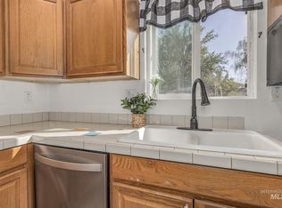 604 N 6th St, Payette, ID 83661