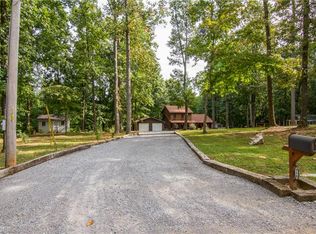 838 Balthrop Rd, Chapmansboro, TN 37035