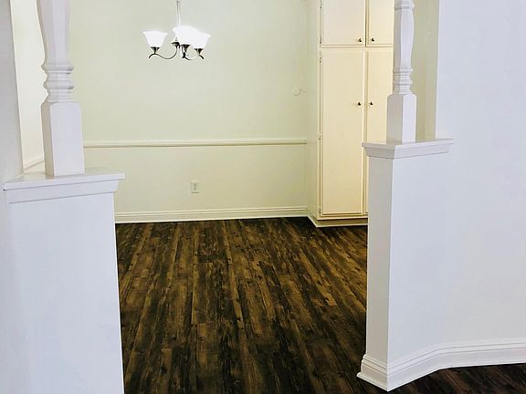 4th image of 724 N Louise St #6