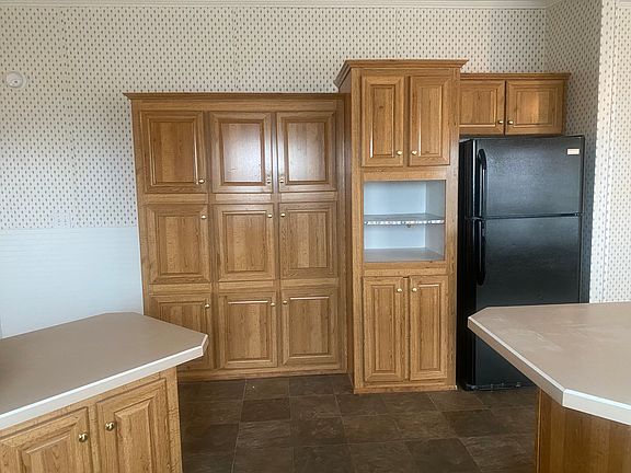 2nd image of 203 Church St