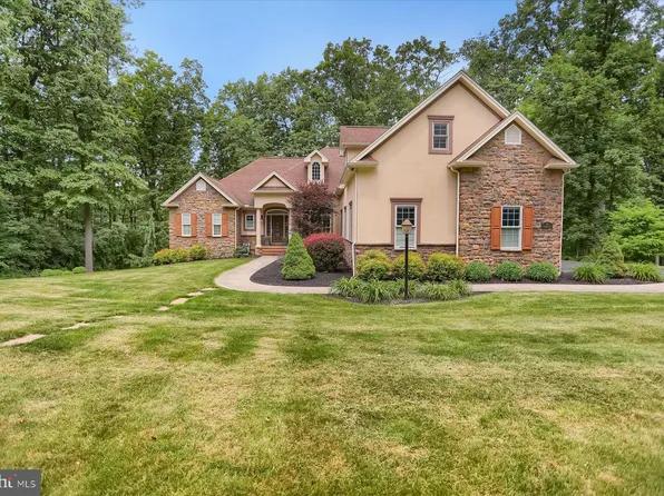 282 Timberton Cir, Bellefonte, PA 16823