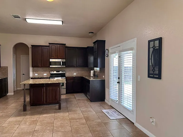 6900 Deorsam Loop — Photo 14