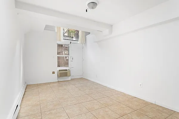 Rented by Douglas Elliman | media 4