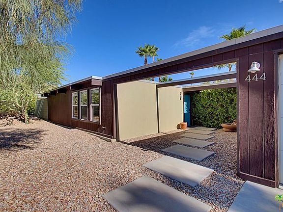 5th image of 444 E Desert Willow Cir