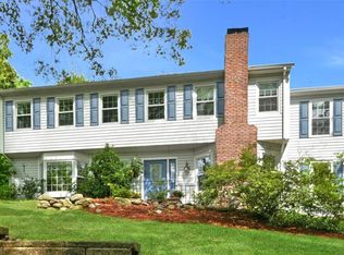 28 Indian Dr, Woodcliff Lake, NJ 07677